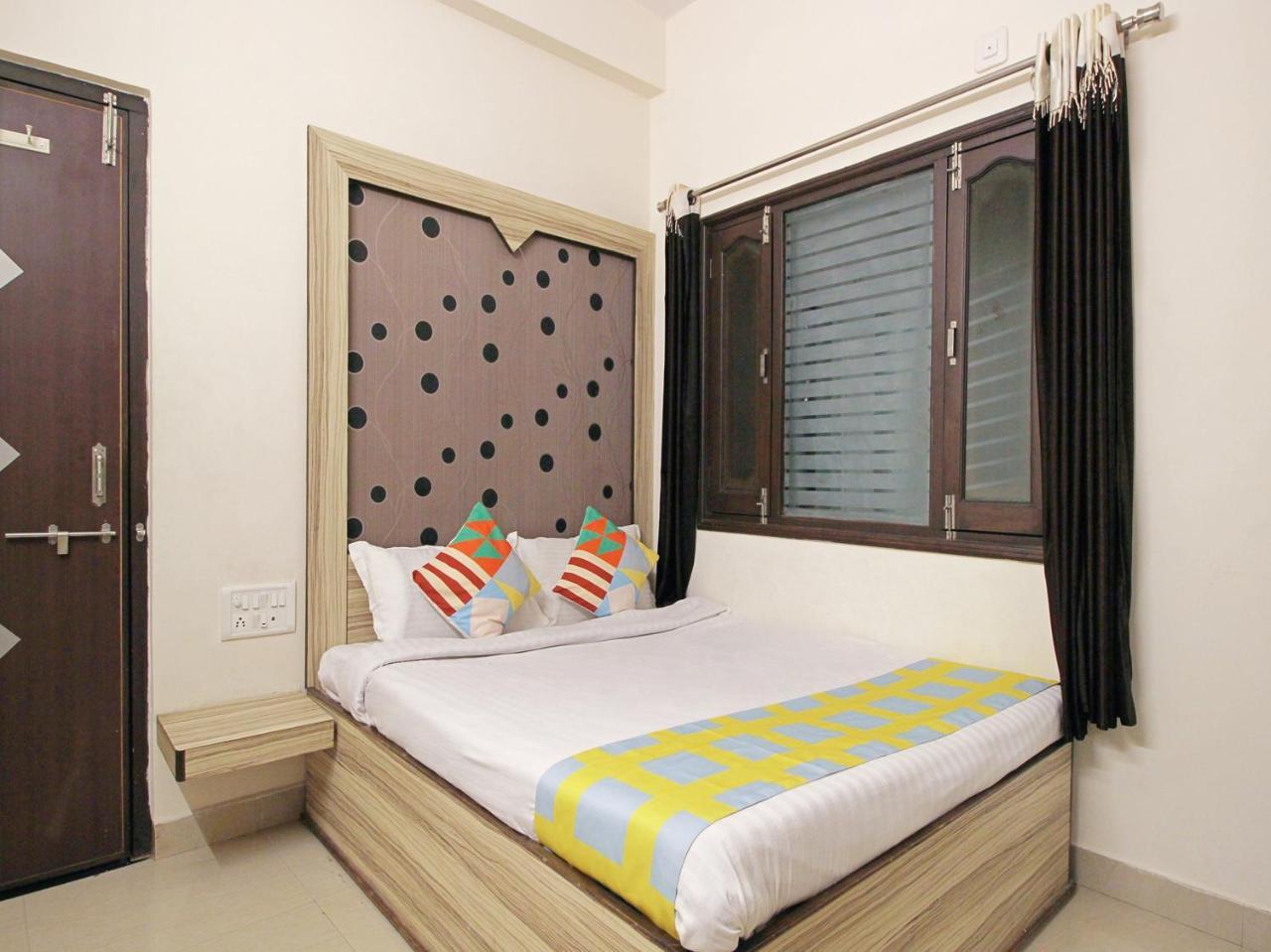 Elegant 1Br Stay In Mount Abu Central Exterior photo