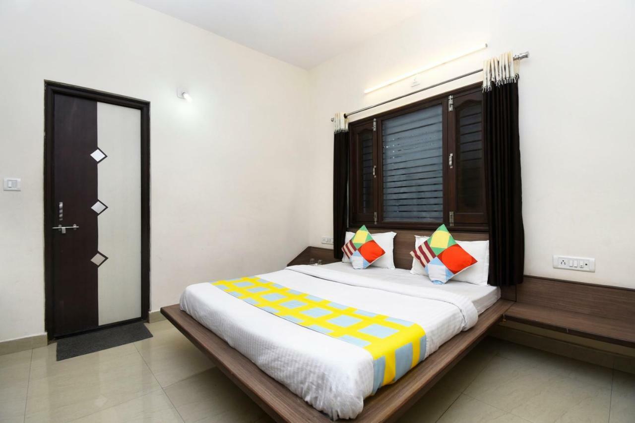 Elegant 1Br Stay In Mount Abu Central Exterior photo