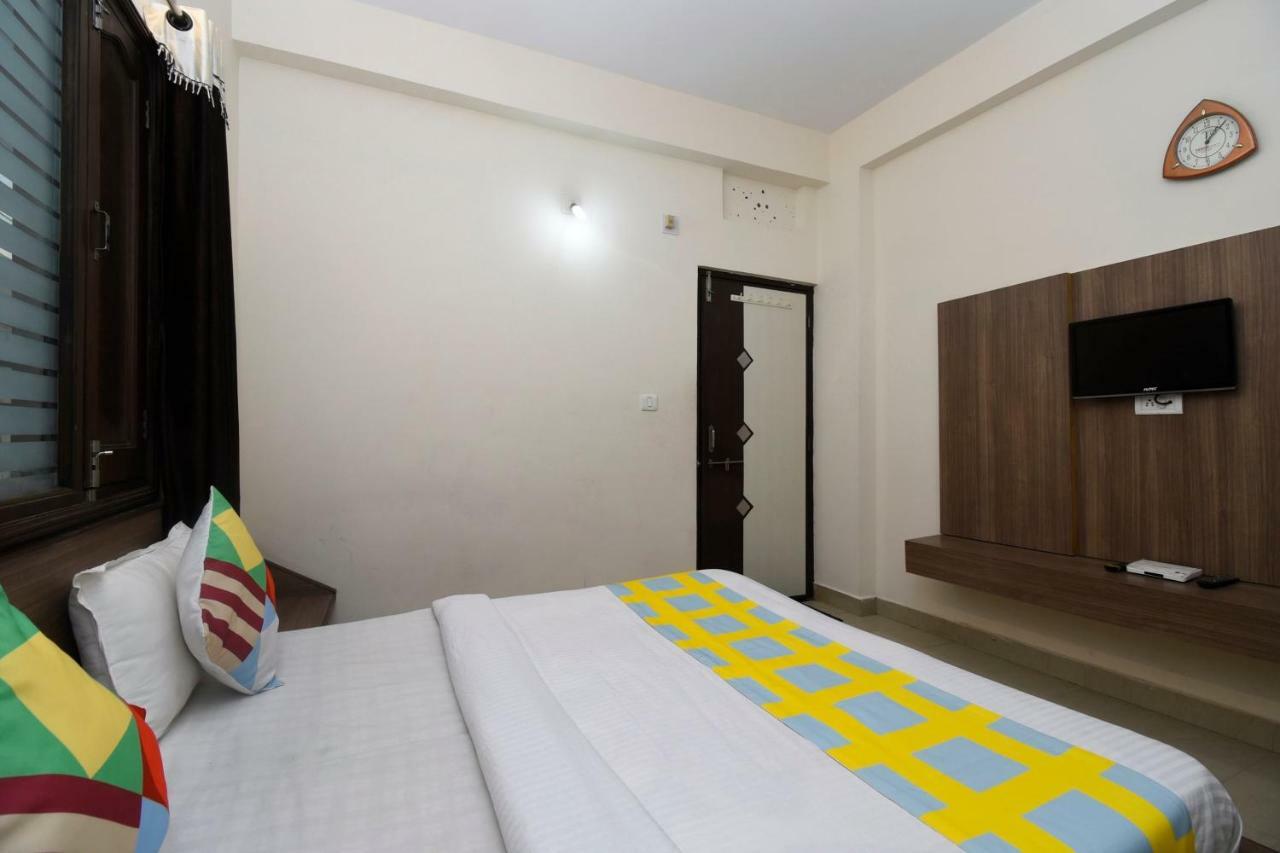 Elegant 1Br Stay In Mount Abu Central Exterior photo